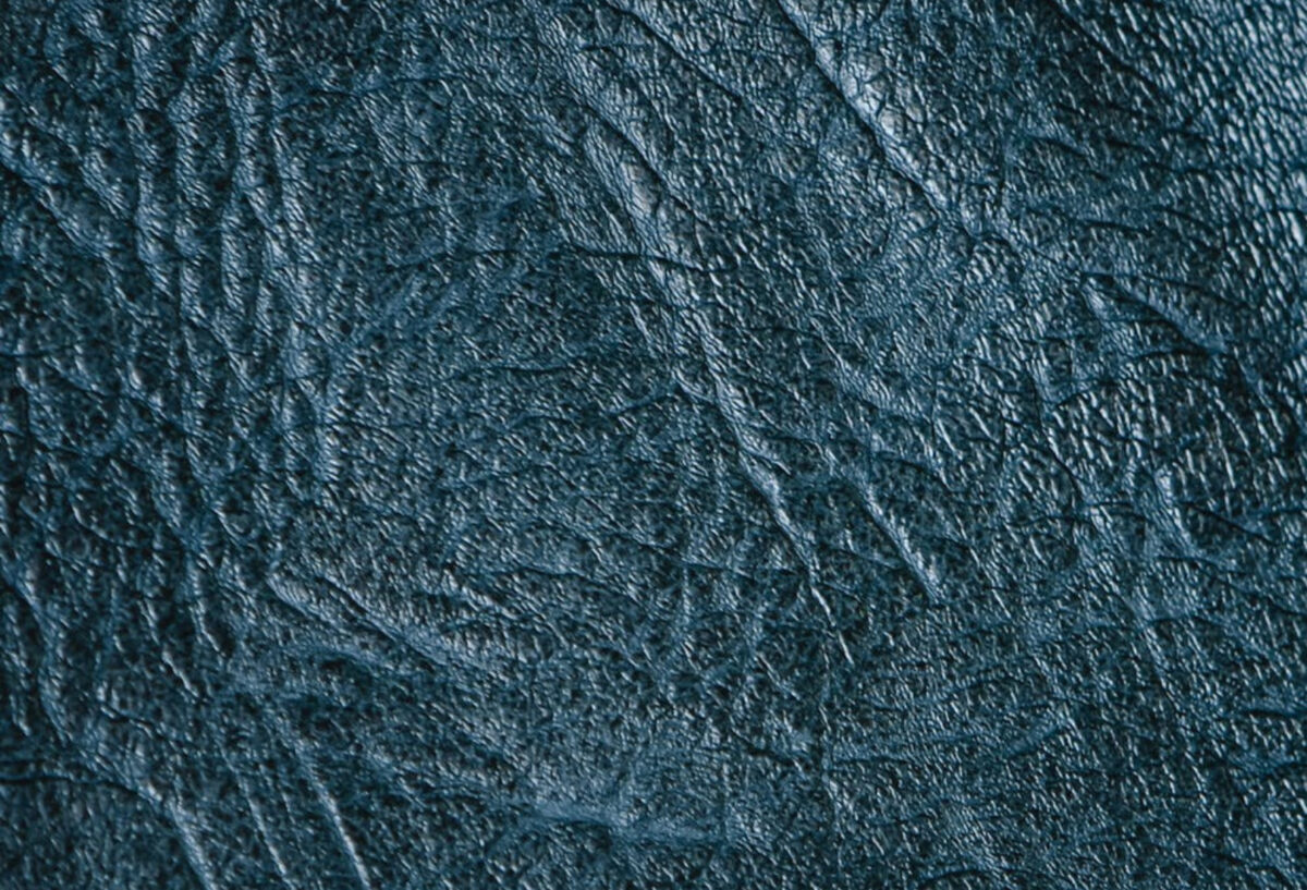 bleu-matière-détails-cuir