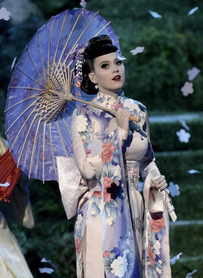 katy-perry-deguisement-geisha
