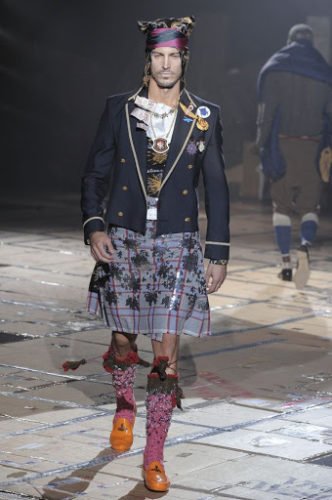 Vivienne-westwood-jupes-hommes-defile