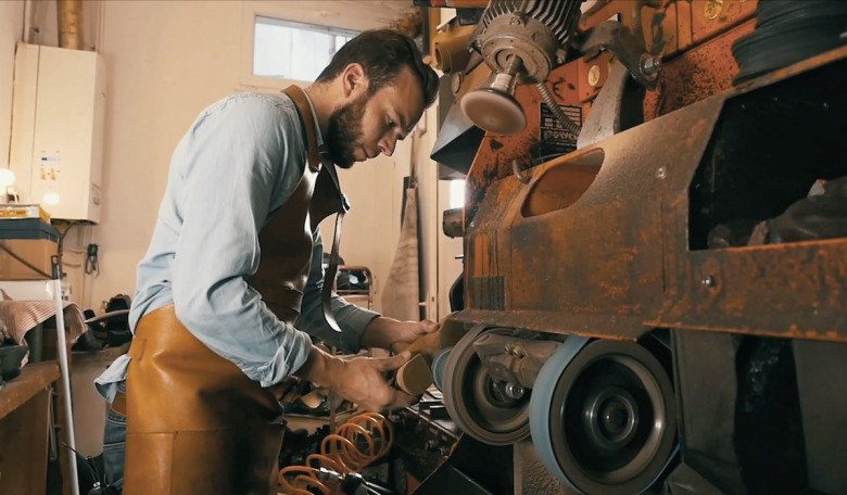 chaussures et maroquinerie 11 ateliers de r paration The Good Goods