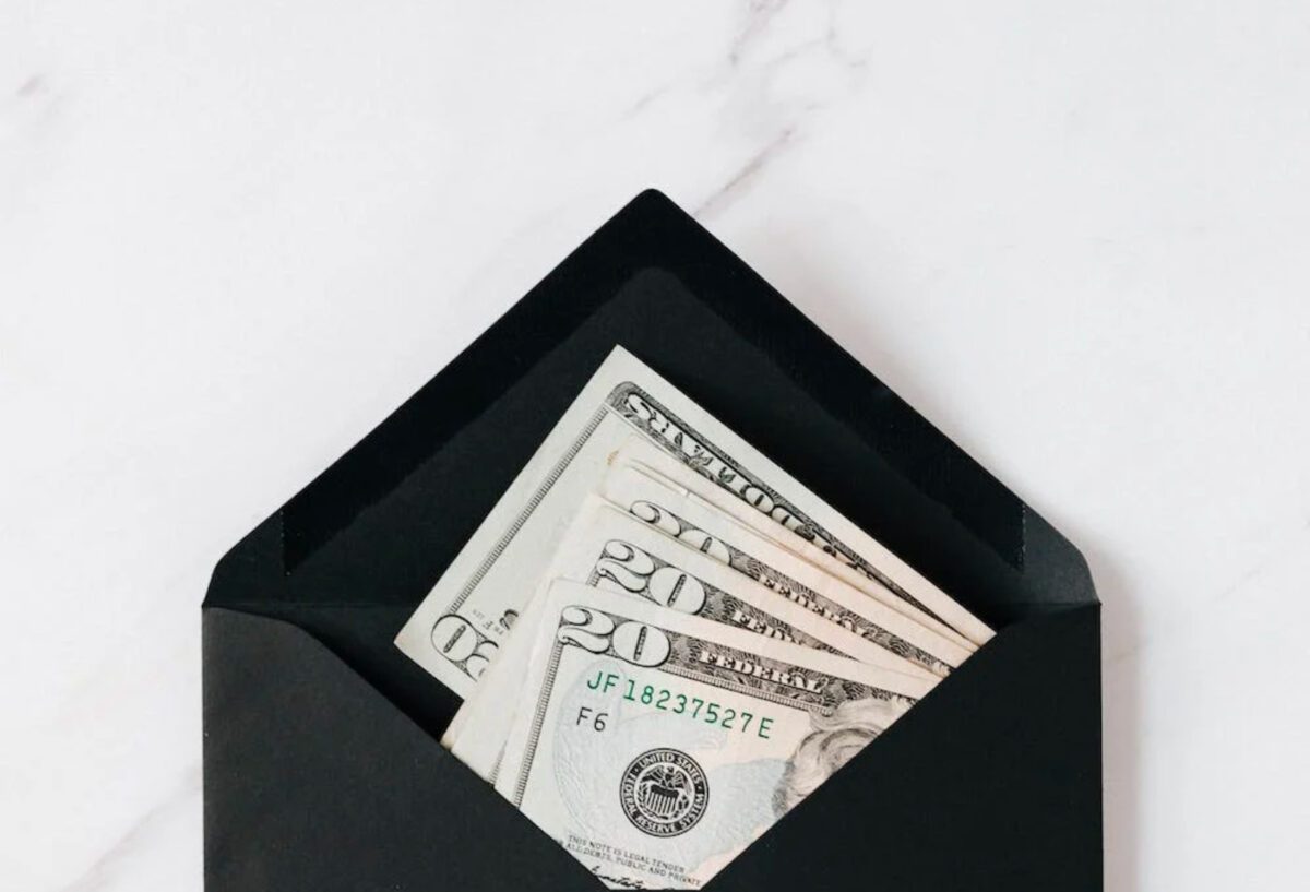 dollars-enveloppe