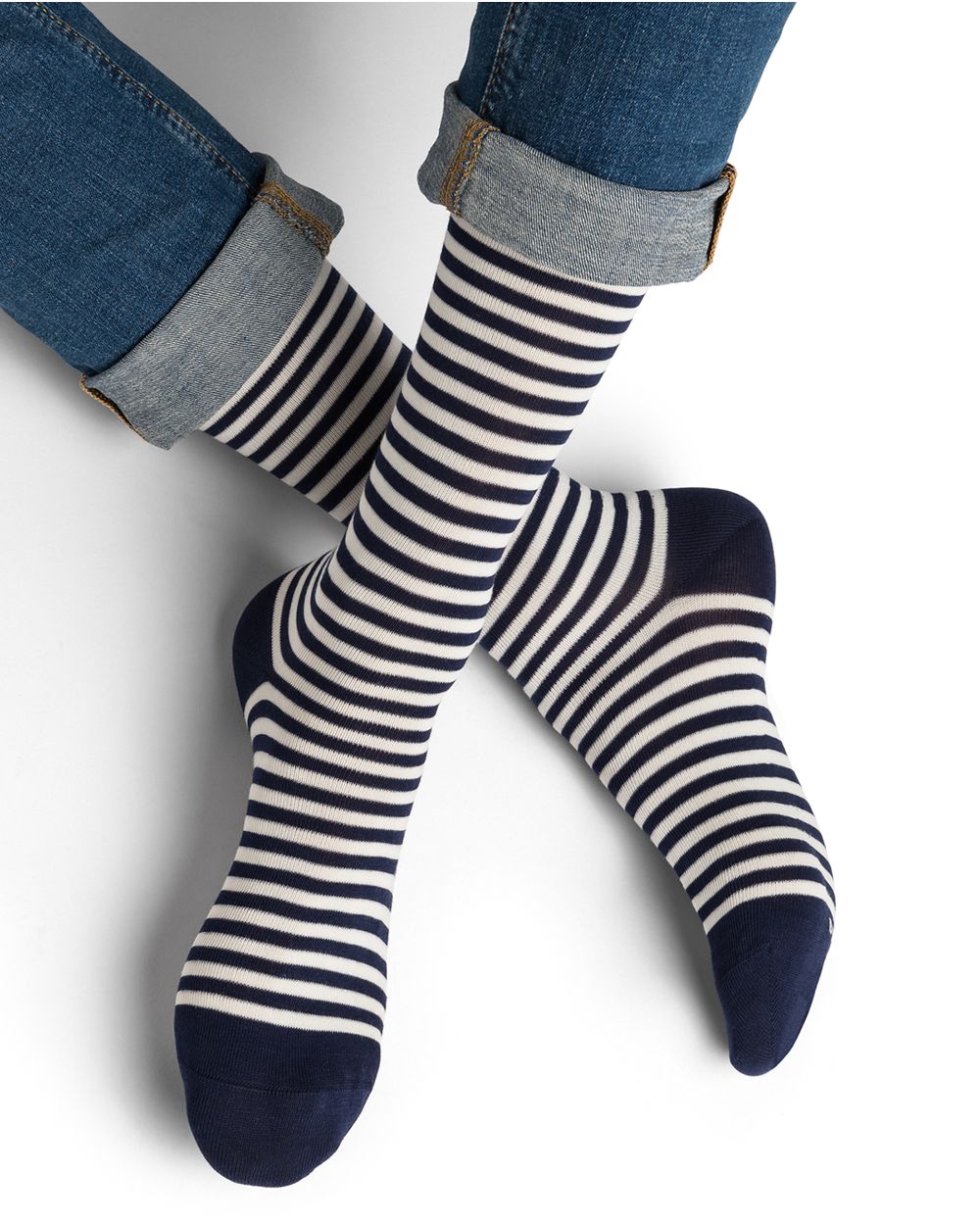 chaussettes-marinières-bleues-et-blanches