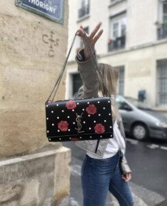 Sac noir Yves Saint Laurent, imprimé à fleurs