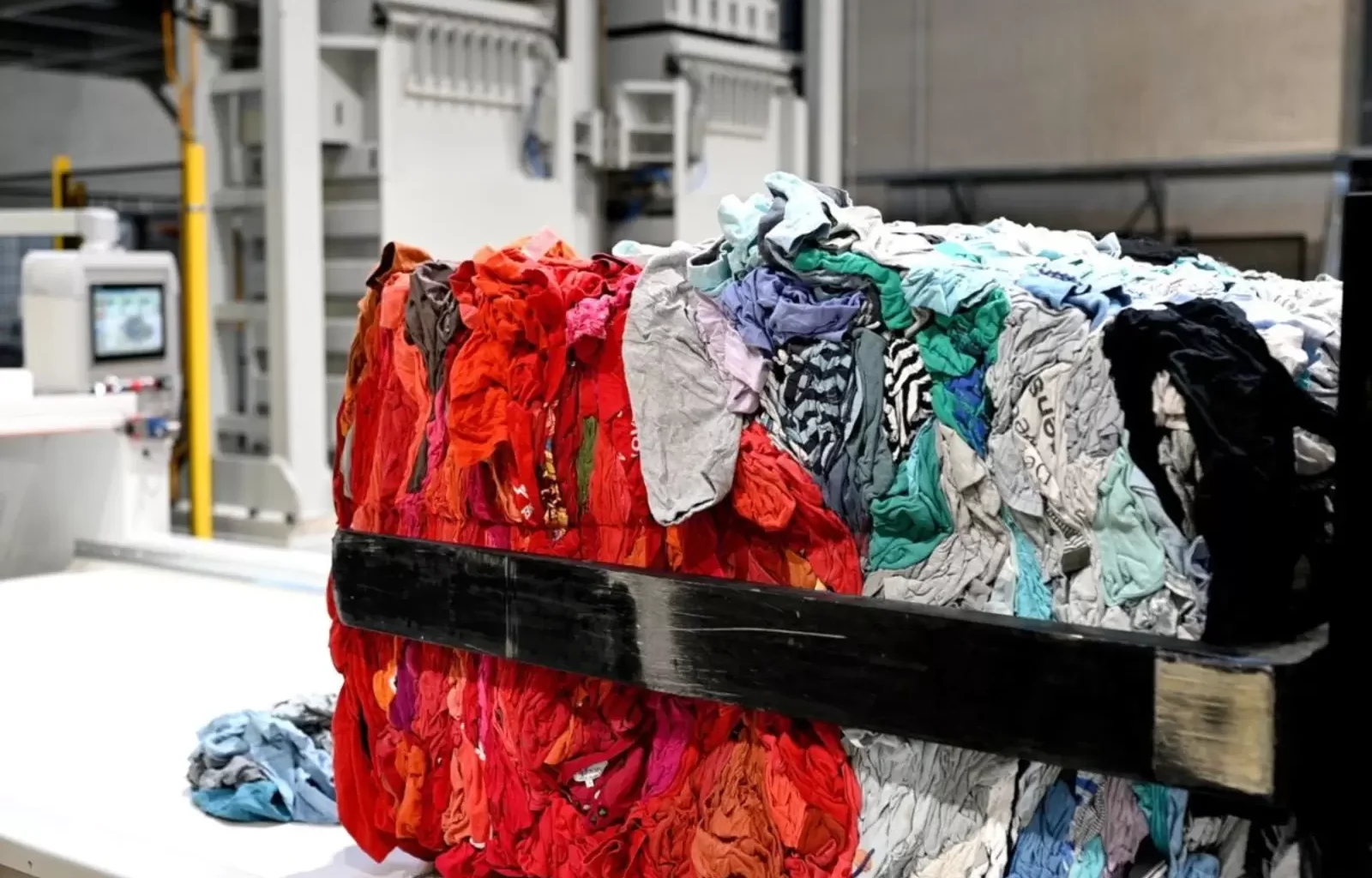 textiles-multi-color-compactés-machine
