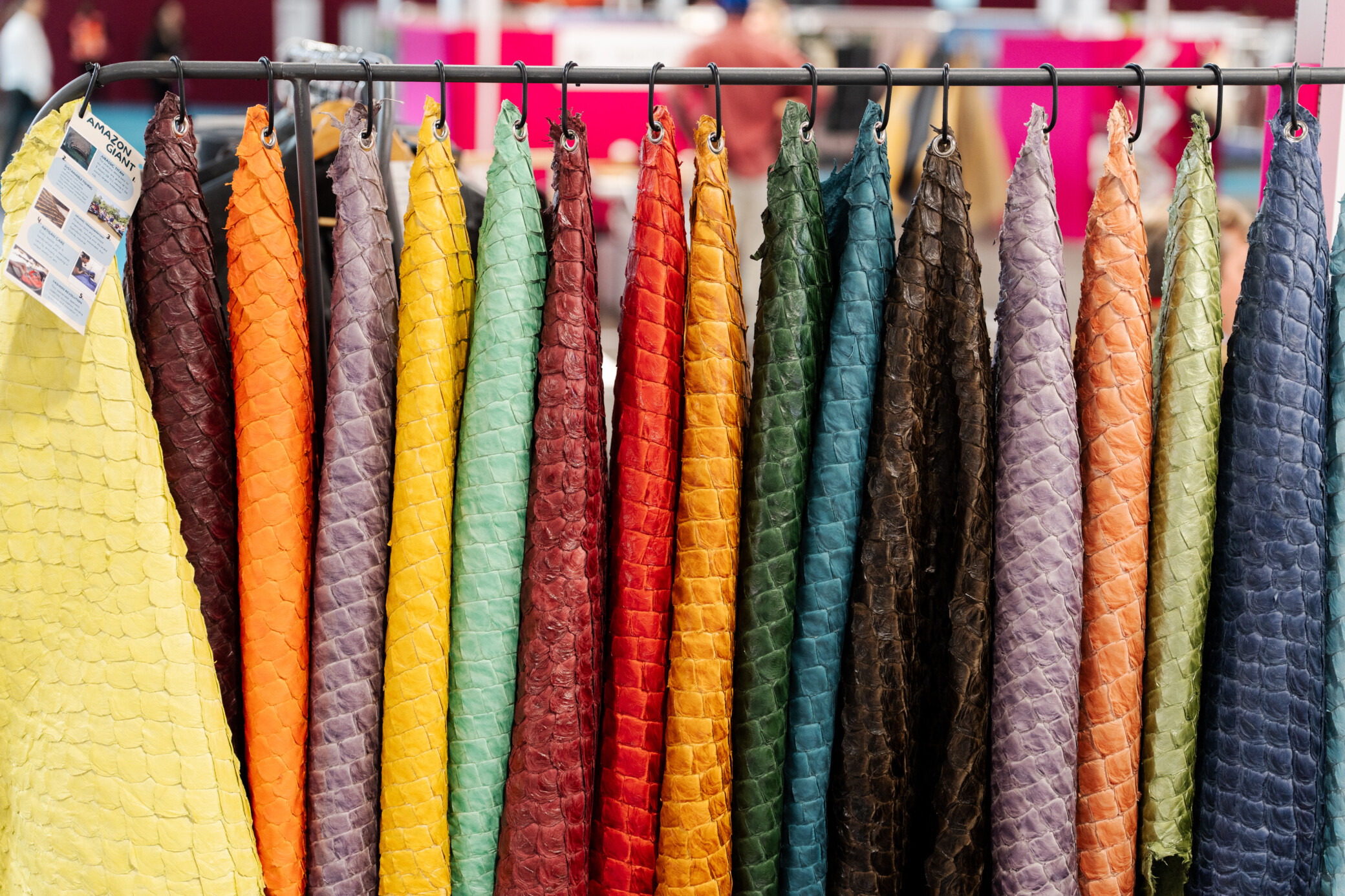 cuirs-textiles-exposes-sur-premiere-vision-paris