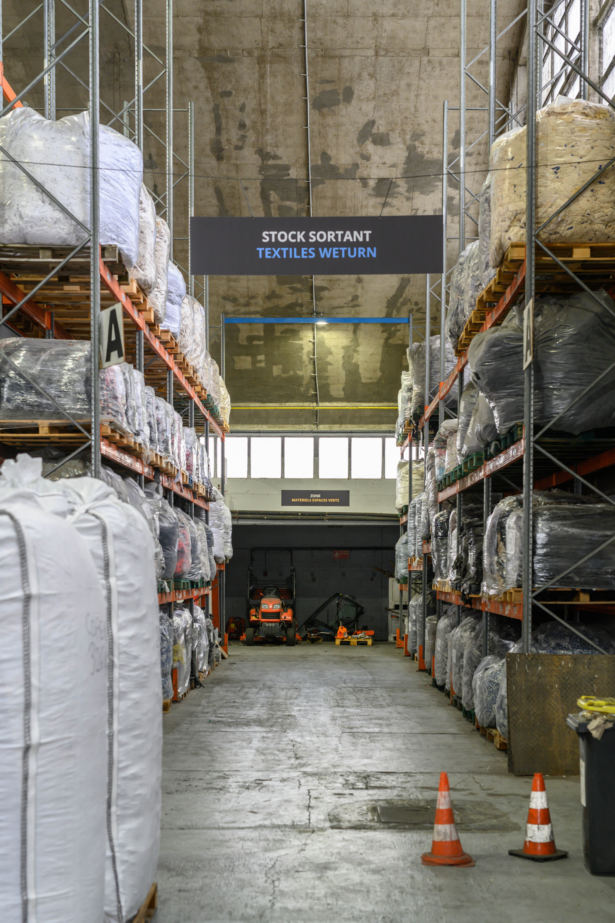 la banque de matière première Weturn dans notre entrepôt logistique du Loiret