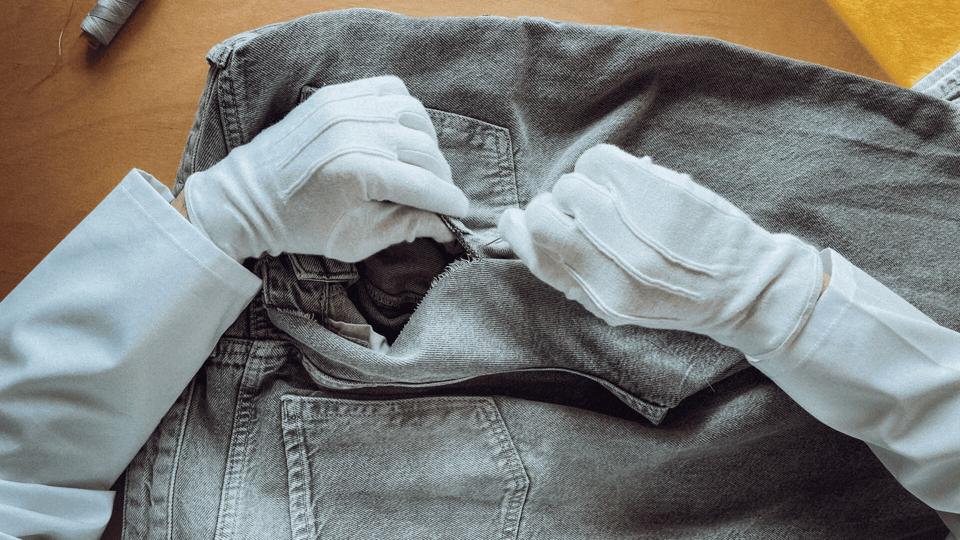 photo-d-une-remise-à-neuf-d-un-jean