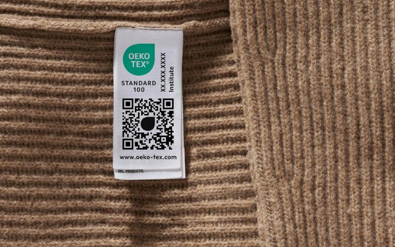 label-oeko-tex-sur-vêtement