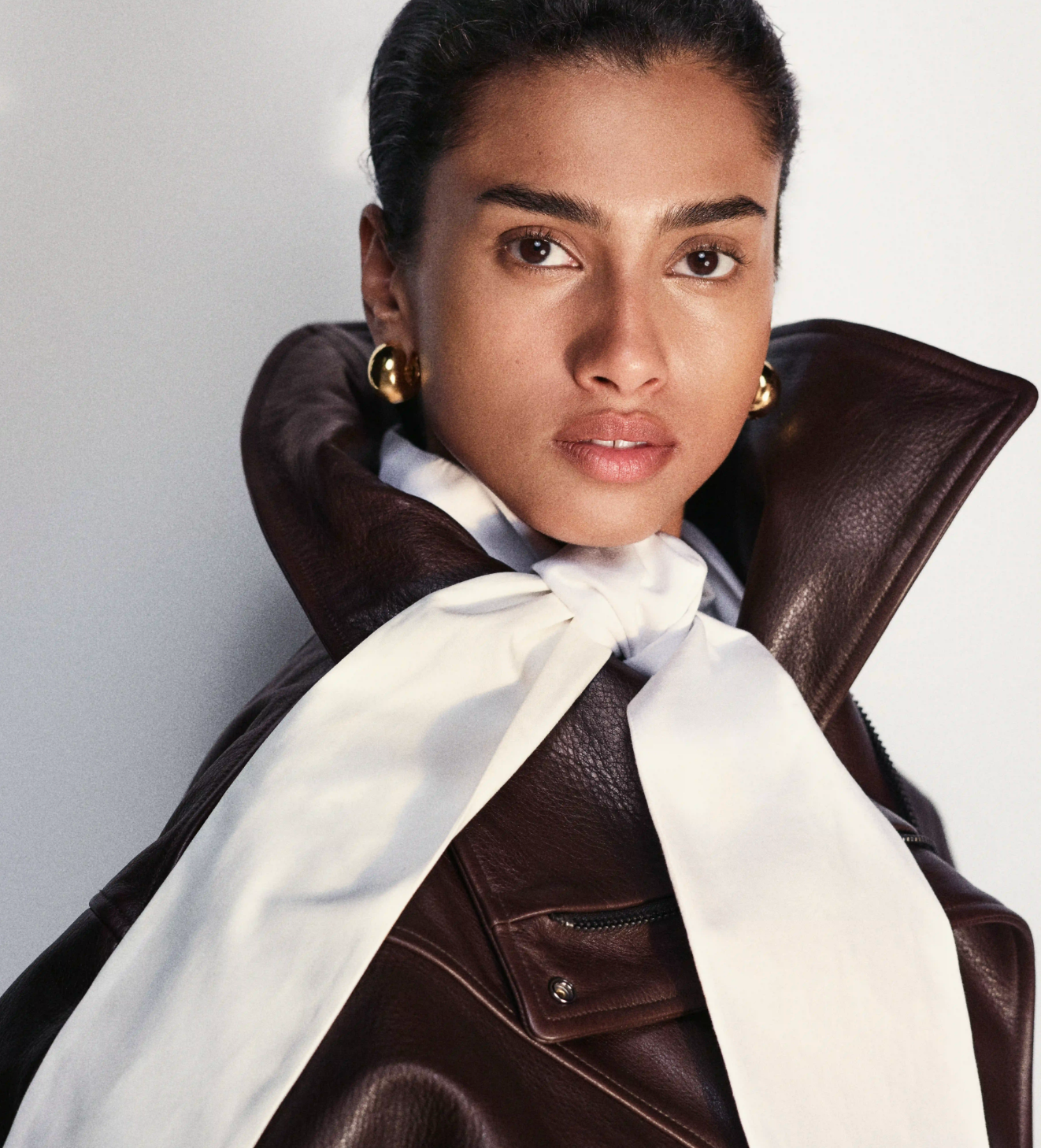 femme-veste-cuir-marron