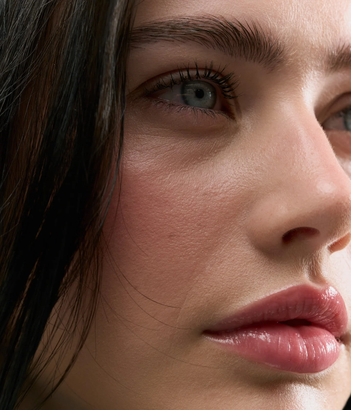 femme-visage-macro