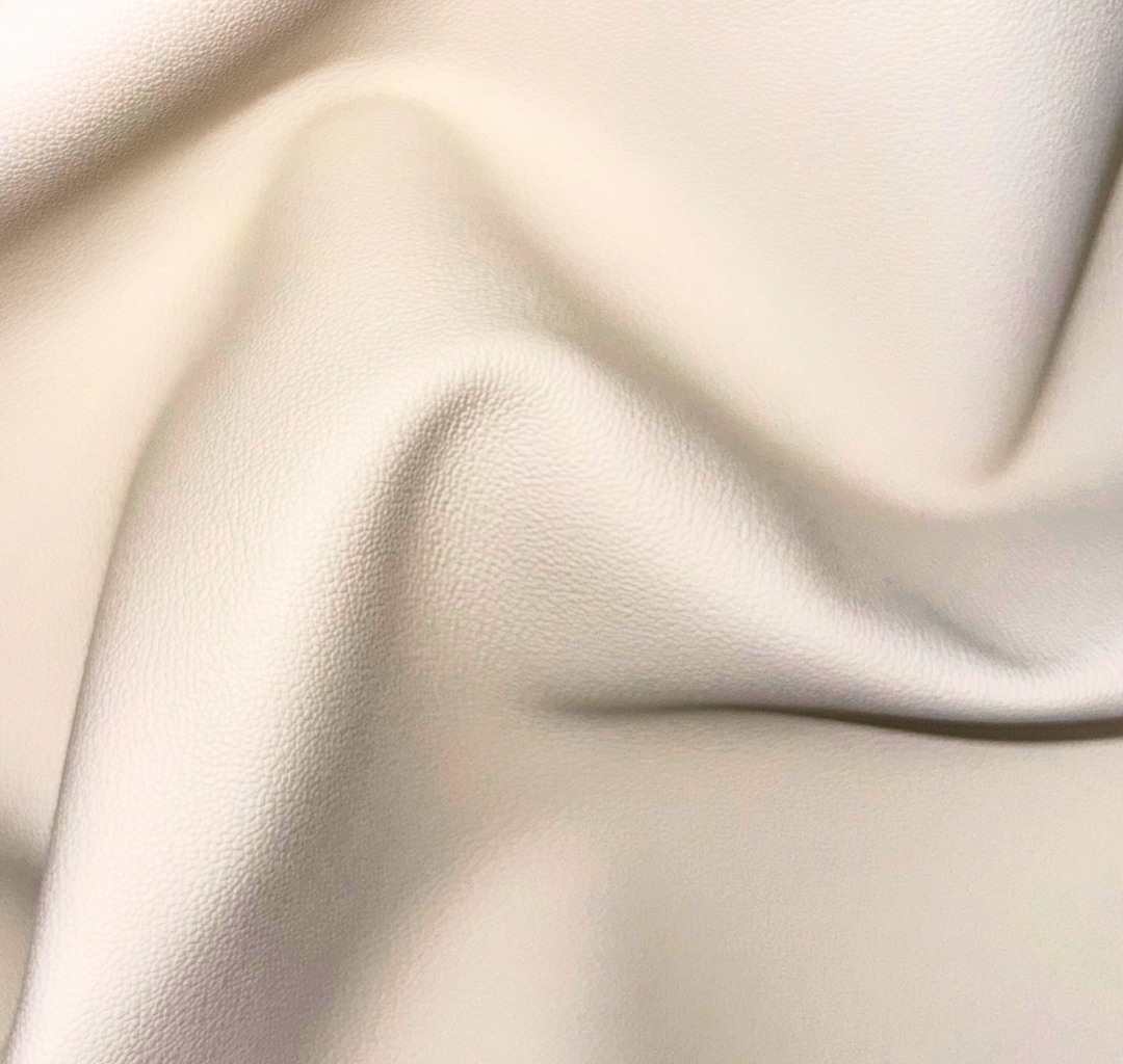 chute-cuir-blanc