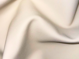 chute-cuir-blanc
